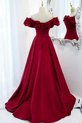 Burgundia olkapäältä pitkä linja prom -mekko -mekko
