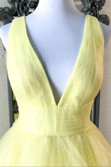 येलो प्रोम ड्रेस एक लाइन डीप वी नेक लाइट लॉन्ग पार्टी इवनिंग इवनिंग ड्रेस विथ रफल्स