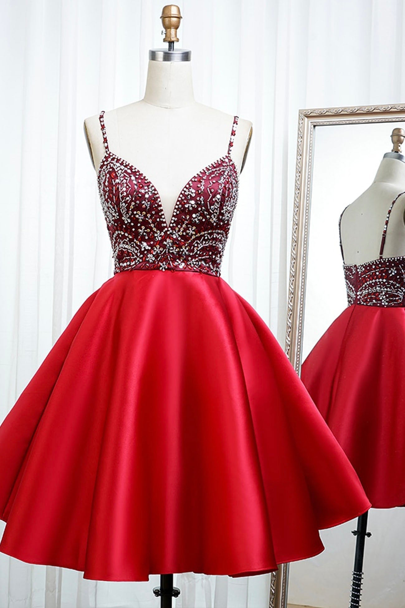 Evening Dresses 2035, Red Satin Beading Short Prom Dresses, A-Line Homecoming Dresses