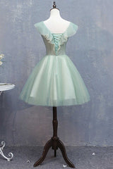Spring Wedding, Light Green Appliques V-Neck A-Line Short Homecoming Dress