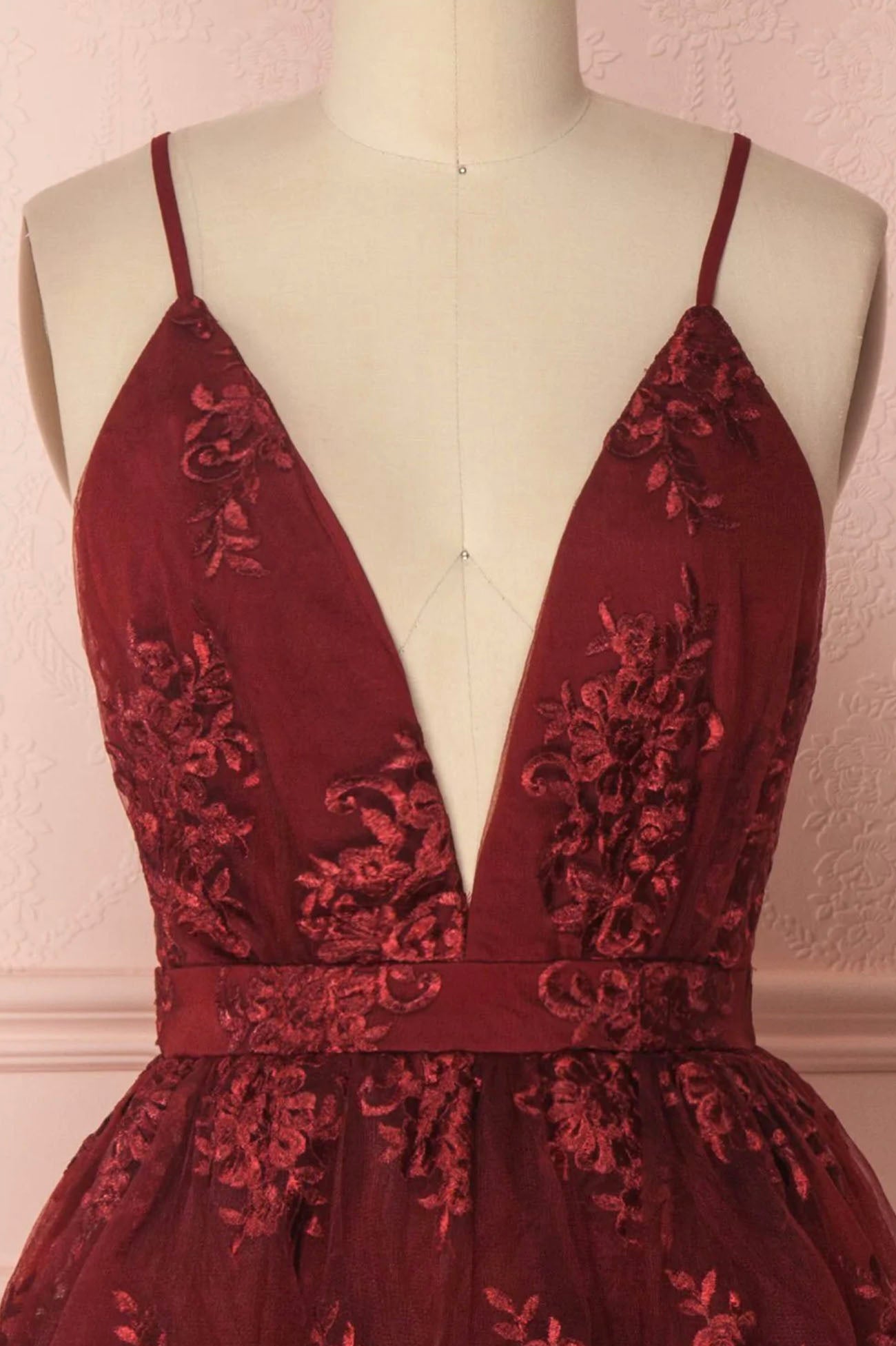 Party Dress For Night, Burgundy V-Neck Lace Short Backless Prom Dress, Cute Lace Party Dress