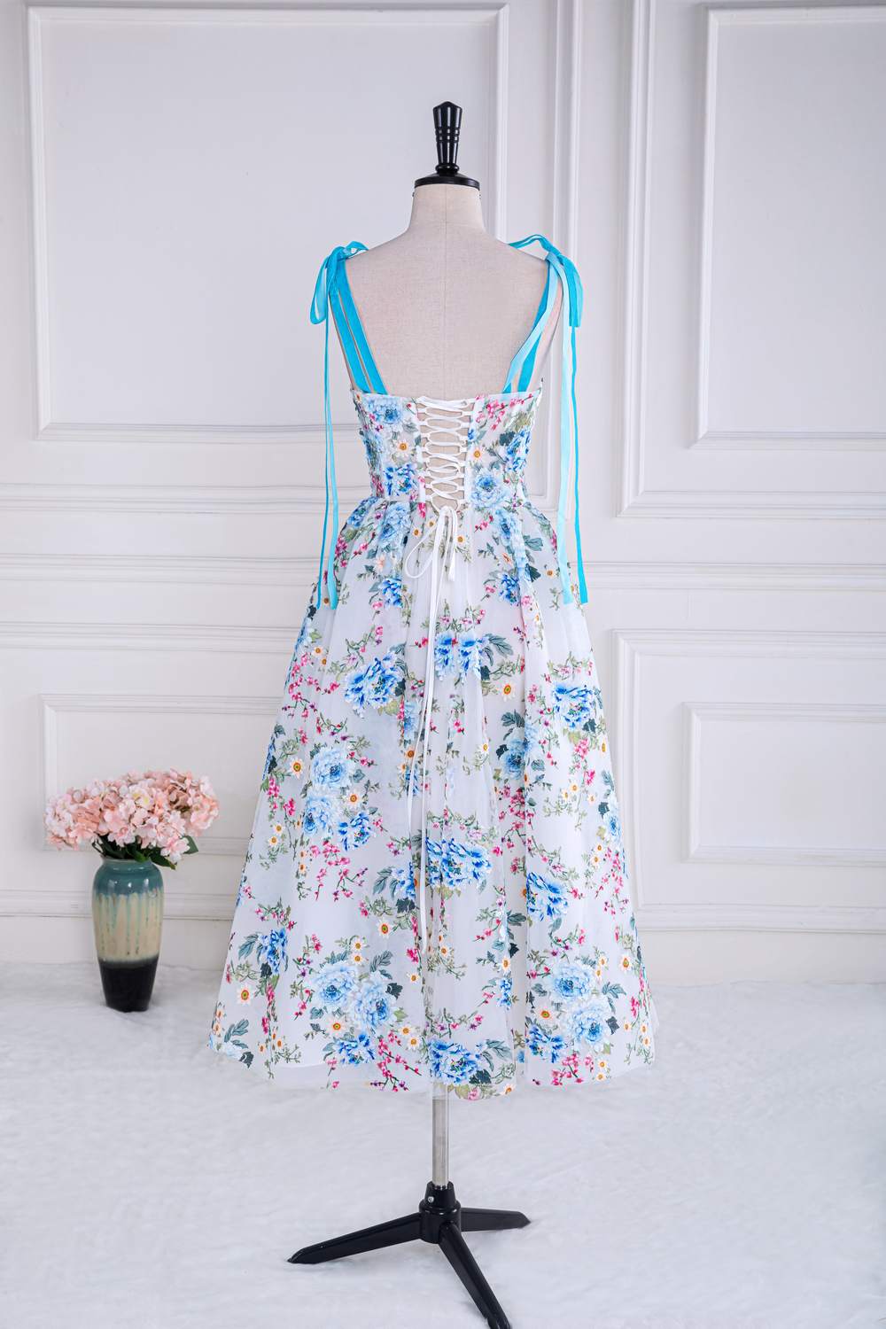 Prom Dresses With Short, Blue and White Floral Bow Tie Straps A-line Tea-Length Prom Dress