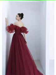Бал -сукня бордо з плечовими випускними платтями для вечірньої сукні