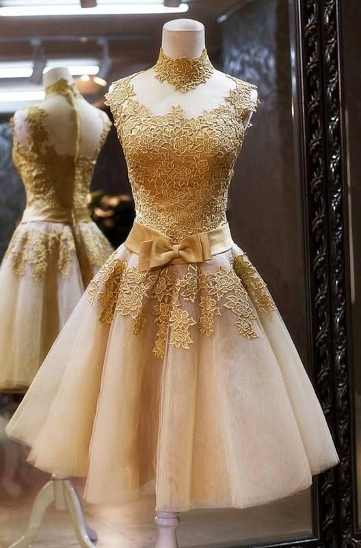 Evening Dresses Floral, A-Line High Neck Knee-Length Champagne Short Homecoming Dress 2024 with Appliques