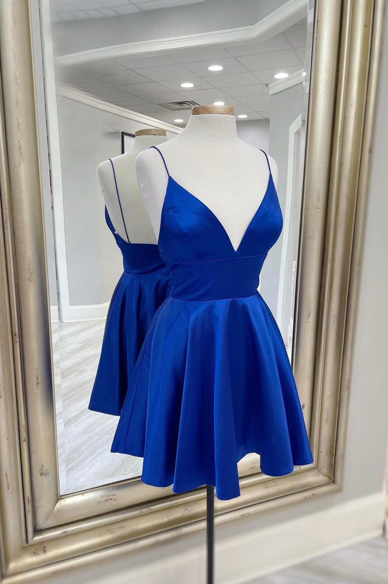 Formal Dresses Elegant, Blue V-Neck Satin Short Prom Dresses, A-Line Party Dresses