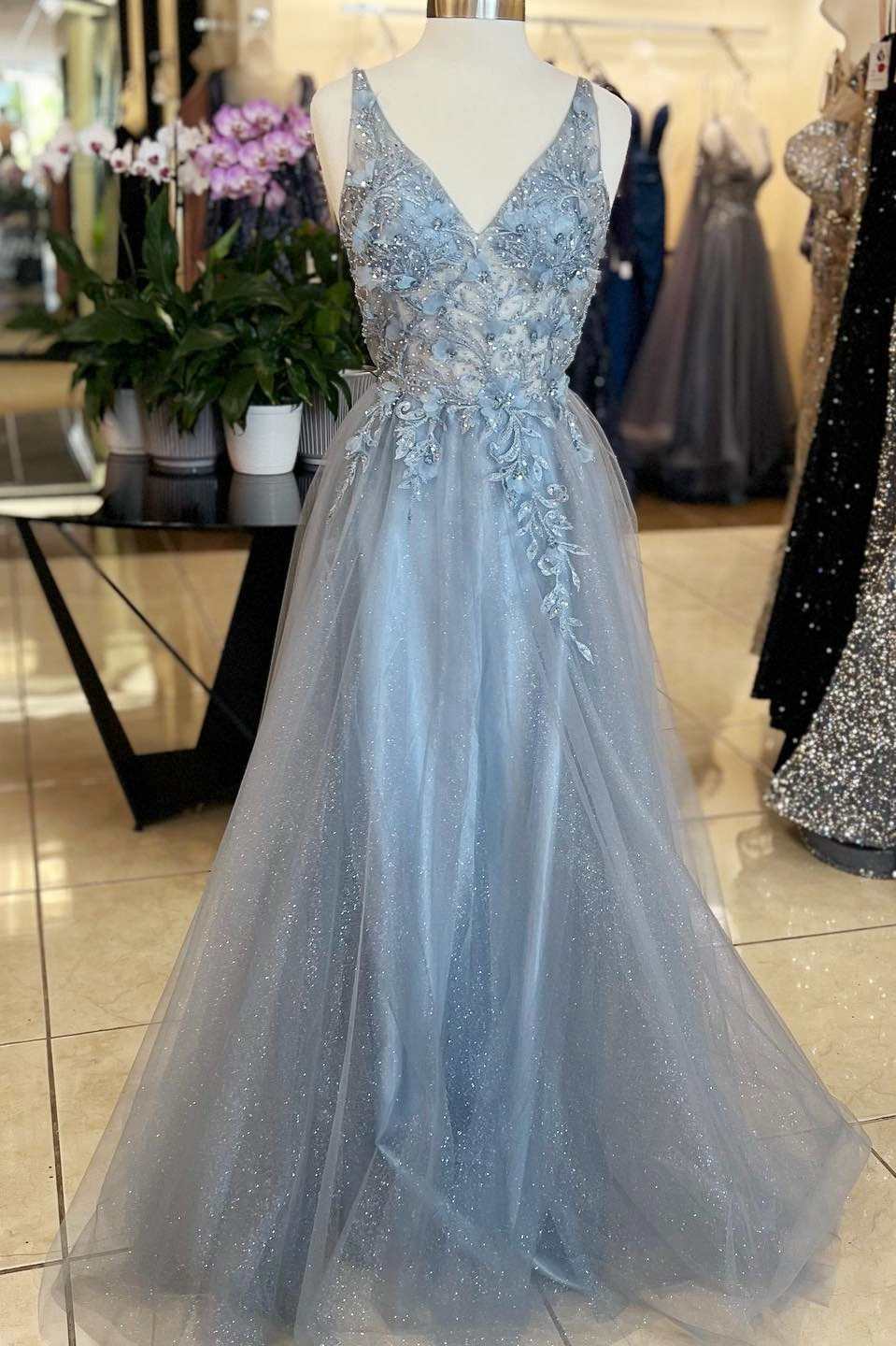 Formal Dress Classy, Fairy-Tale 3D Floral Lace V-Neck A-Line Prom Dress