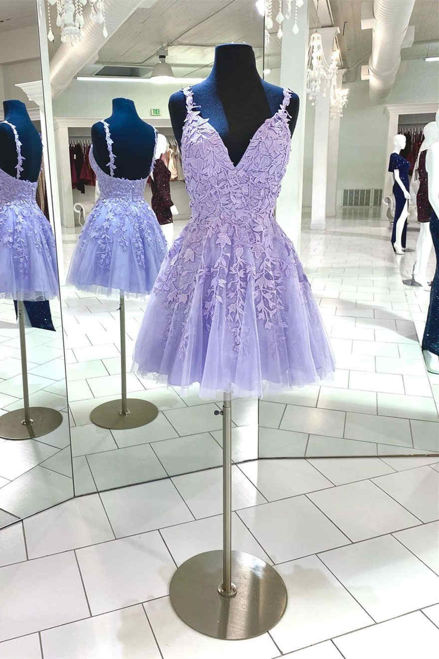 Winter Formal, V-Neck Lace Appliques Lavender Short Homecoming Dress