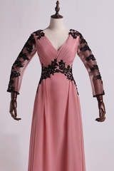Evening Dress Short, Dusty Pink Chiffon Long Sleeve Mother of the Bride Dress with Appliques