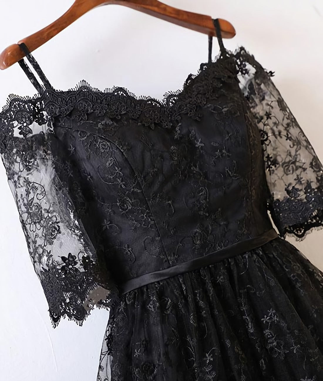 Formal Dress Trends, Black Short Sleeve High Low Homecoming Dresses, Lace Appliques Sweetheart Prom Dress