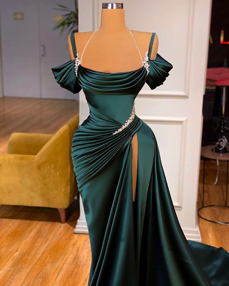 Evening Dresses Simple, Stunning Off-the-Shoulder Mermaid Prom Dress Ruffles With High Split