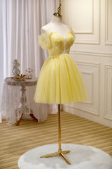 Prom Dress Tight Fitting, Cute Yellow Spaghetti Straps Off The Shoulder Tulle Short Homecoming Dresses