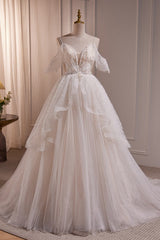 Wedding Dresses Inspired, Elegant Tulle Spaghetti Straps Ball Gown Wedding Dress with Beads