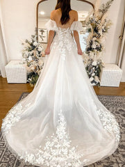 Wedding Dresses Outfits, A-Line/Princess Off-the-Shoulder Chapel Train Tulle Wedding Dresses With Appliques Lace