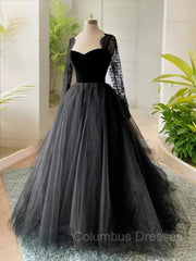 Wedding Dress Vintage Lace, A-line/Princess Square Court Train Tulle Wedding Dress with Appliques Lace