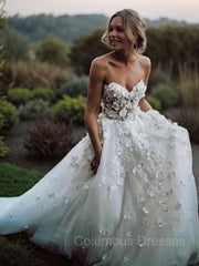 Wedding Dress Accessory, A-Line/Princess Sweetheart Court Train Tulle Wedding Dresses With Appliques Lace