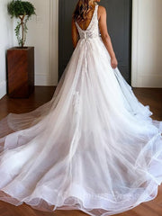 Wedding Dresses Princess, A-Line/Princess V-neck Chapel Train Tulle Wedding Dresses With Appliques Lace