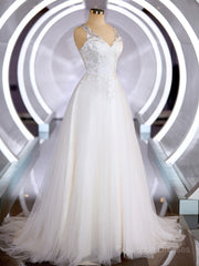 Wedding Dresses Lace Tulle, A-Line/Princess V-neck Court Train Tulle Wedding Dresses with Appliques Lace