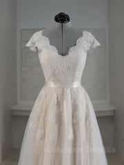 Wedding Dresses Trending, A-Line/Princess V-neck Floor-Length Lace Wedding Dresses With Appliques Lace