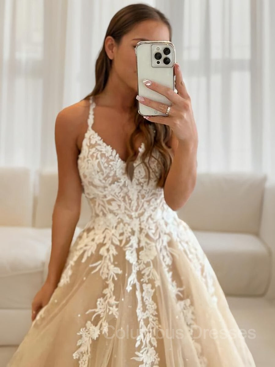 Dress Design, A-Line/Princess V-neck Floor-Length Tulle Prom Dresses With Appliques Lace