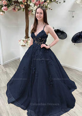 Homecoming Dress Tight, A-line Princess V Neck Sleeveless Sweep Train Tulle Prom Dress With Appliqued Beading Lace