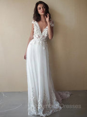 Wedding Dresses Idea, A-Line/Princess V-neck Sweep Train Tulle Wedding Dresses With Appliques Lace