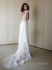 Wedding Dress Styled, A-Line/Princess V-neck Sweep Train Tulle Wedding Dresses With Appliques Lace