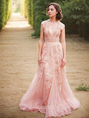 Wedding Dresses Ball Gown, A-Line/Princess V-neck Sweep Train Tulle Wedding Dresses With Appliques Lace