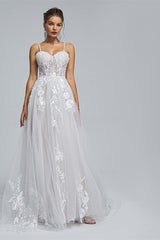 Wedding Dresses With Pockets, A-Line Spaghetti Straps Tulle Decal Long Wedding Dresses