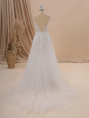 Wedding Dress Outlets, A-line Tulle V-neck Appliques Lace Chapel Train Wedding Dress