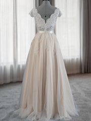 Weddings Dress Lace, A-line V-neck Appliques Lace Floor-Length Lace Wedding Dress