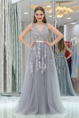 Bridesmaid Dresses Color Palettes, A-Line V-neck Floor-Length Tulle Appliqued Long Prom Dresses