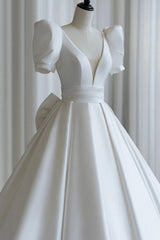 Wedding Dress Simpl, A-Line V-Neck Satin Wedding Dress, White Short Sleeve Bridal Gown with Bow