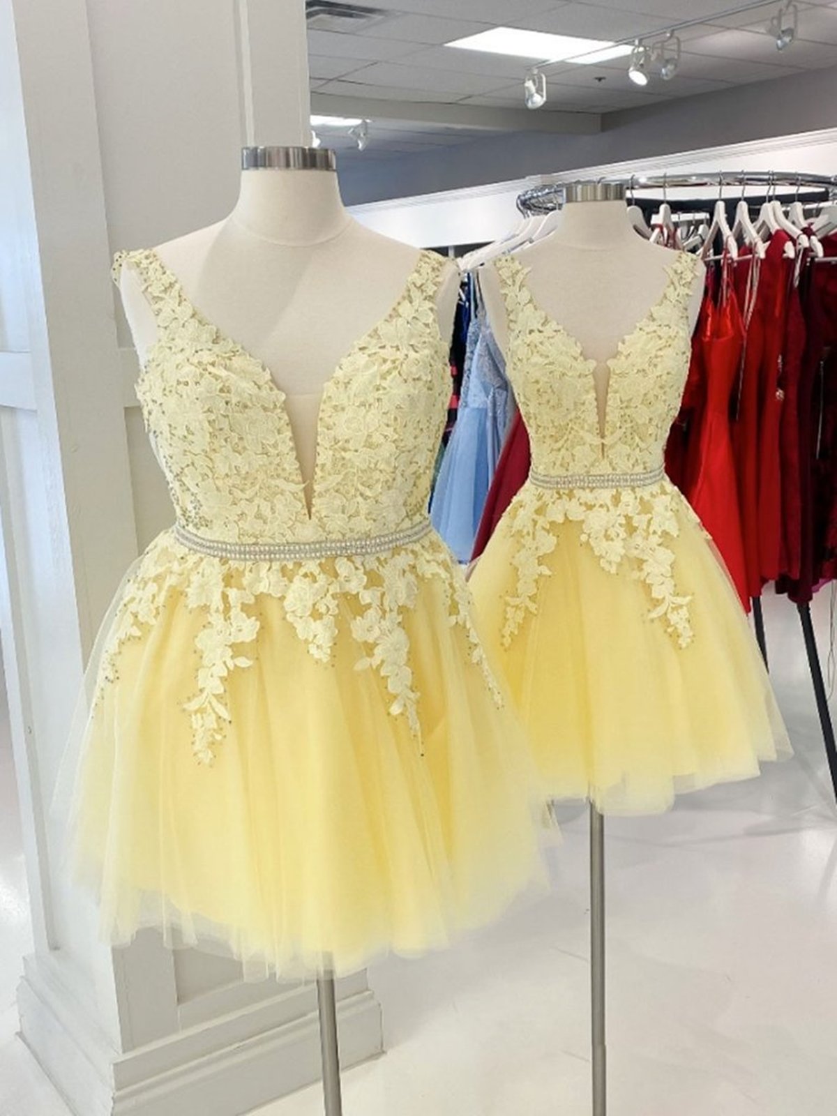 Prom Dresses With Shorts, A Line V Neck Short Yellow Lace Prom Dresses, Short Yellow Lace Graduation Homecoming Dresses