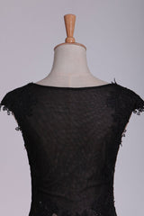 Zwart van de schouderschede prom jurken kant en tule vloerlengte met applique en spleet