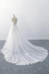 Wedsing Dress Vintage, Amazing Long A-line V-neck Ruffle Appliques Tulle Wedding Dress