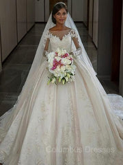 Wedding Dresses Boutiques, Ball Gown Bateau Sweep Train Satin Wedding Dresses With Appliques Lace