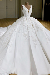 Wedding Dresse Unique, Ball Gown V-neck Wide Strap Short Train Tulle Applique Wedding Dress