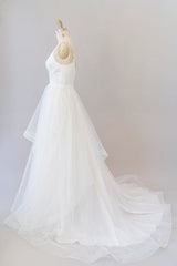 Wedding Dress Style, Beautiful V-neck Tulle A-line Wedding Dress