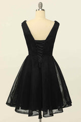 Bridesmaid Dresses Blush Pink, Black A-line V Neck Sleeveless Lace-Up Back Tulle Mini Homecoming Dress