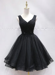 Bridesmaid Dress Affordable, Black Tulle V Back Beaded Knee Length Homecoming Dress, Black Short Party Dress