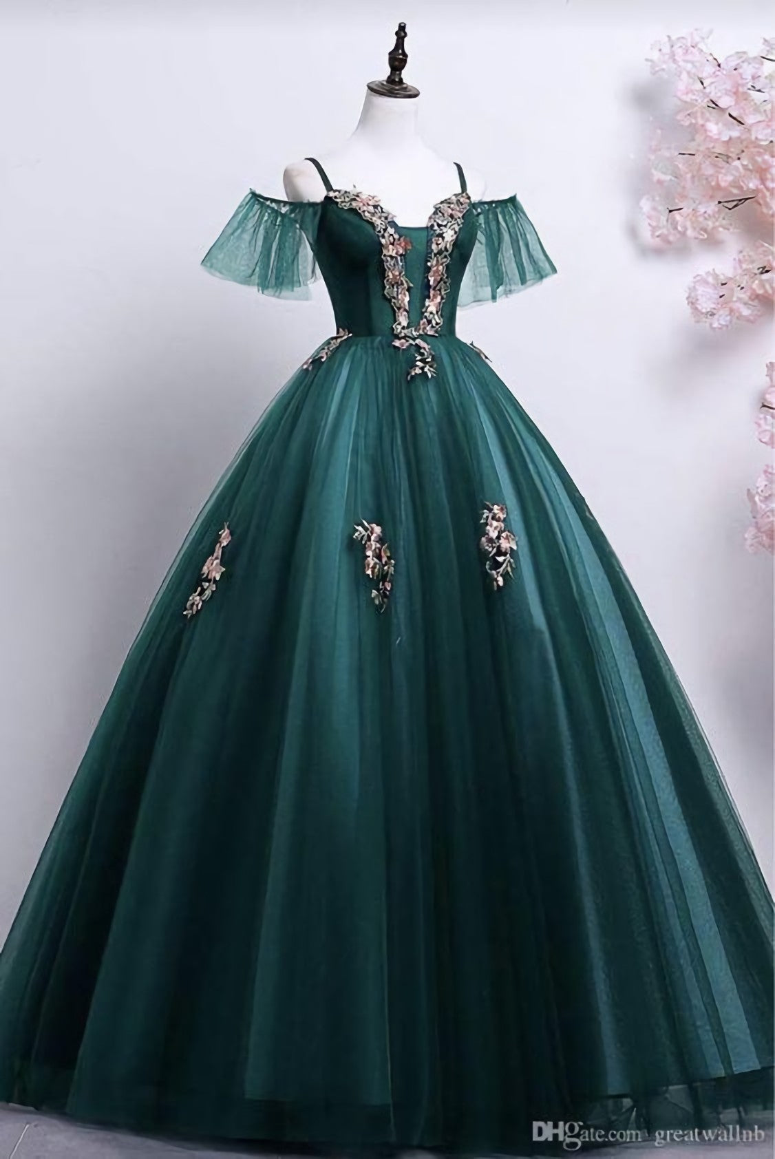Prom Dresses Aesthetic, Prom Dress, Formal Dress, Evening Gown Green Prom Dress