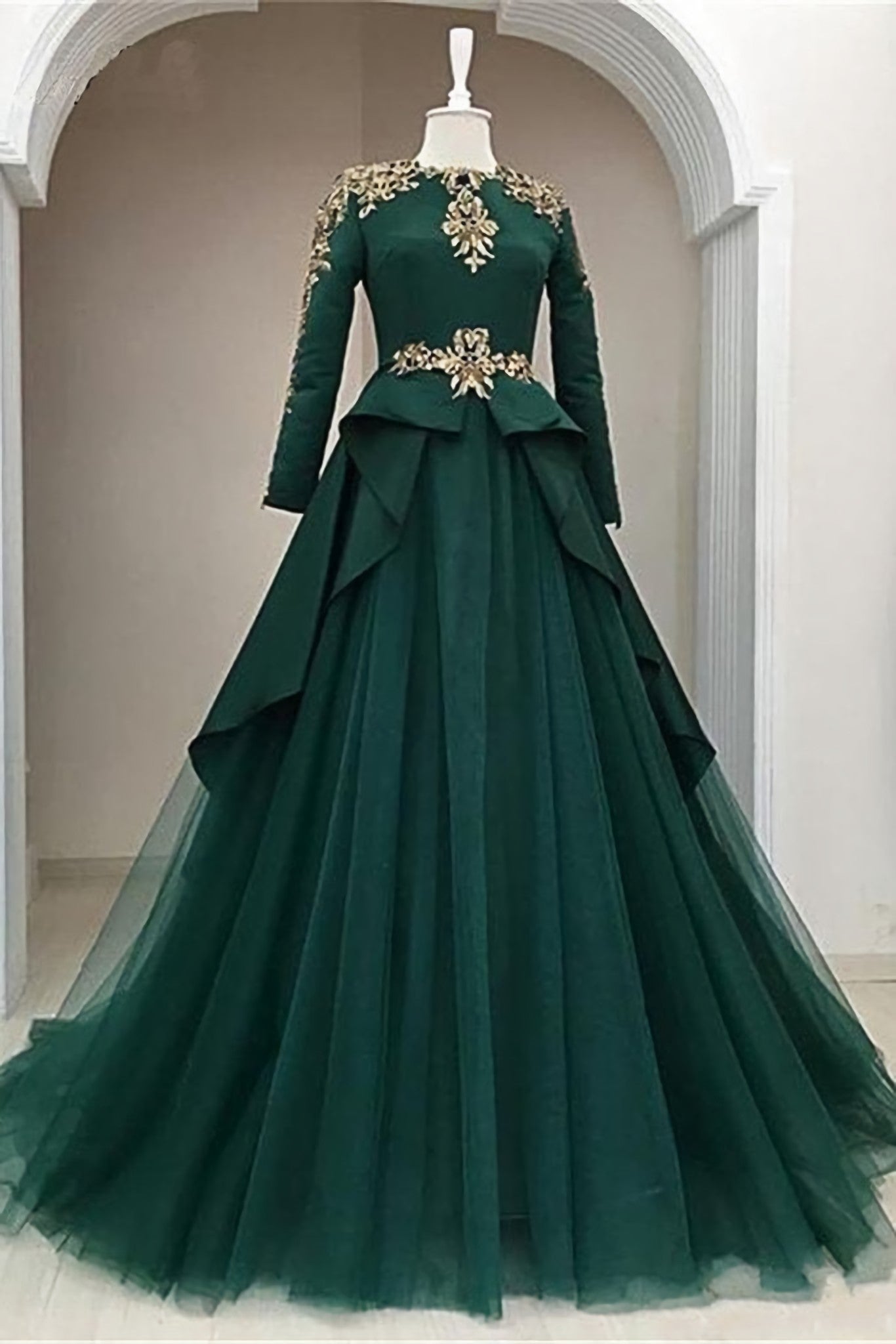Prom Dresses 2031 Cheap, Dark Green Satin Tulle O Neck Long Sleeve Arabic Formal Prom Dress, With Applique