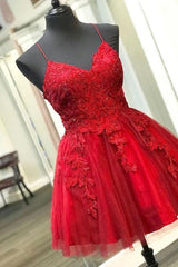 Prom Dresses Fitted, Straps Lace Appliqued Red Short Homecoming Dress