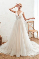 Wedding Dresses Vintage Lace, Champange Princess V-neck Lace Tulle Soft Pleats Wedding Dresses with Appliques