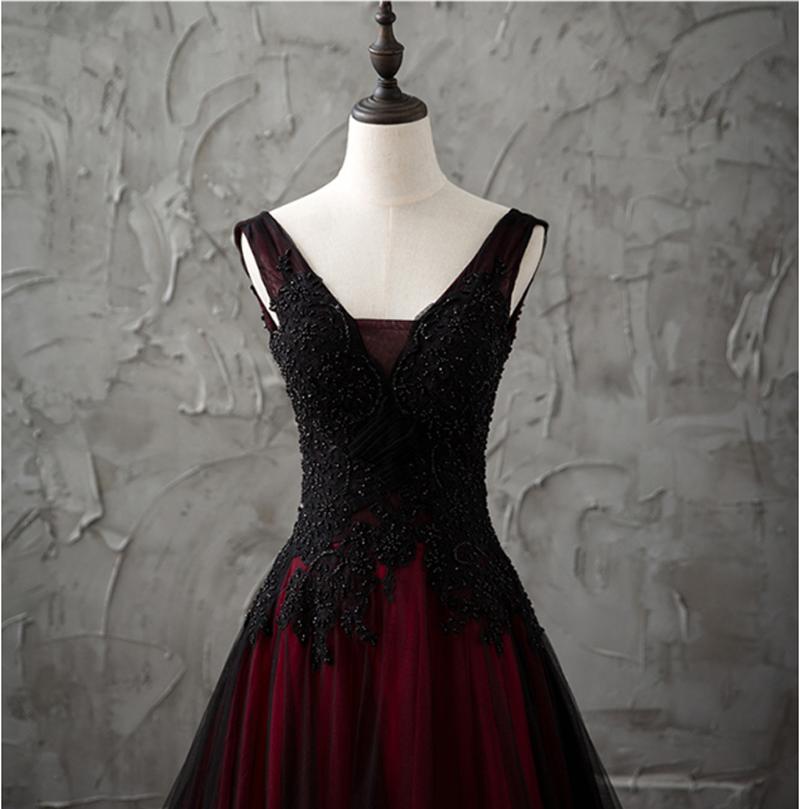 Bridesmaids Dresses Blue, Charming Sleeveless Black and Red Lace Appliques Beaded Party Dress, Low Back Prom Dress