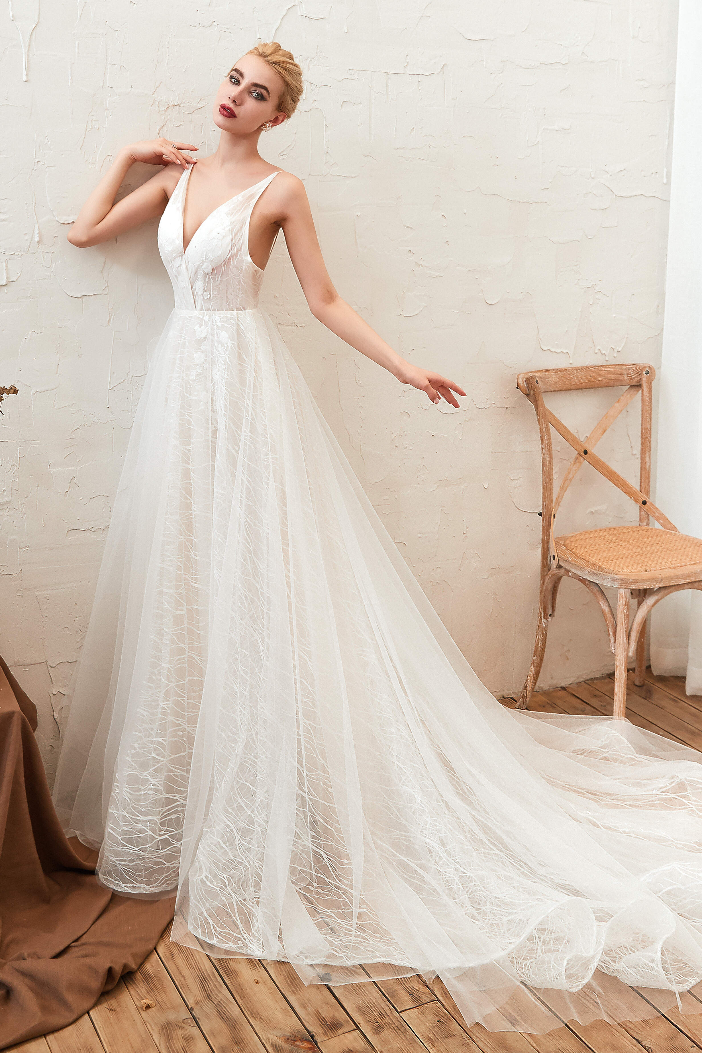 Wedding Dress Winter, Chic Deep V-Neck White Tulle Princess Open Back Wedding Dresses with Court Train