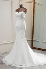 Wedding Dress With Strap, Chic Long Mermaid Strapless Lace Appliques Wedding Dress