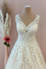Wedding Dresses For Spring, Classy Long A-Line Sweetheart Appliques Lace Tulle Backless Wedding Dress