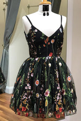 Evening Dresses Gold, Cute Straps Embroidered Black Floral Homecoming Dress