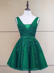 Formal Dresses Ball Gown, Cute Tulle V-neckline Beaded Short Prom Dress, Homecoming Dresses 2022